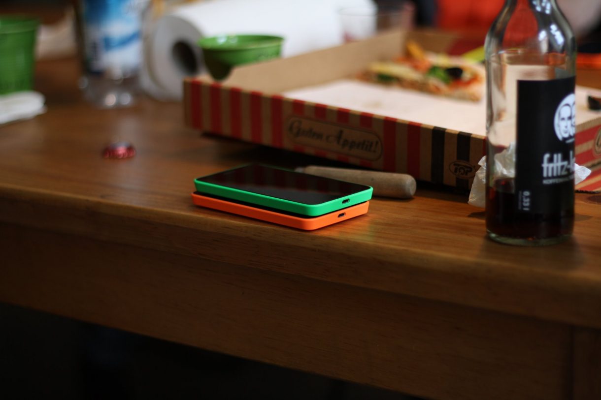 Lumia WG - Lumia 630 in grün und orange