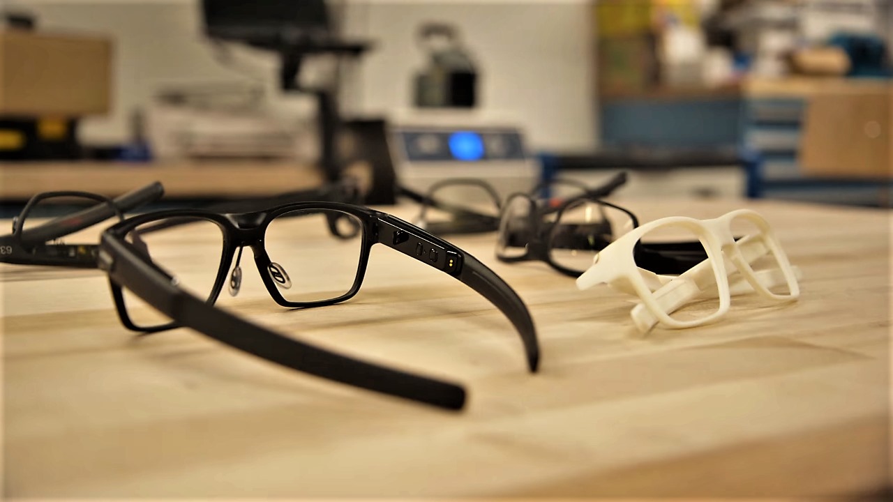 Intel Vaunt - Smart Glasses